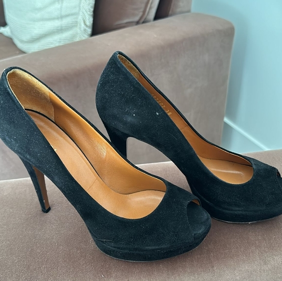 GUCCI Classic Black Heels Peep Toe - Picture 4 of 5
